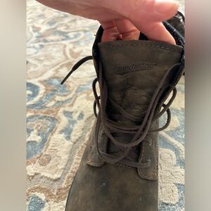 Blundstone boots men’s size 9 but fit like 10